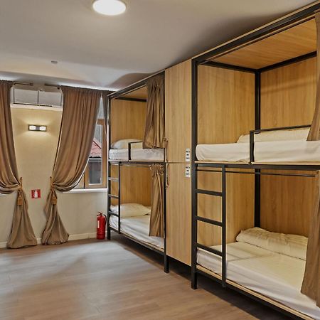 Ramana Garden Hostel - Self-Service Accommodation บูคาเรสต์ ภายนอก รูปภาพ
